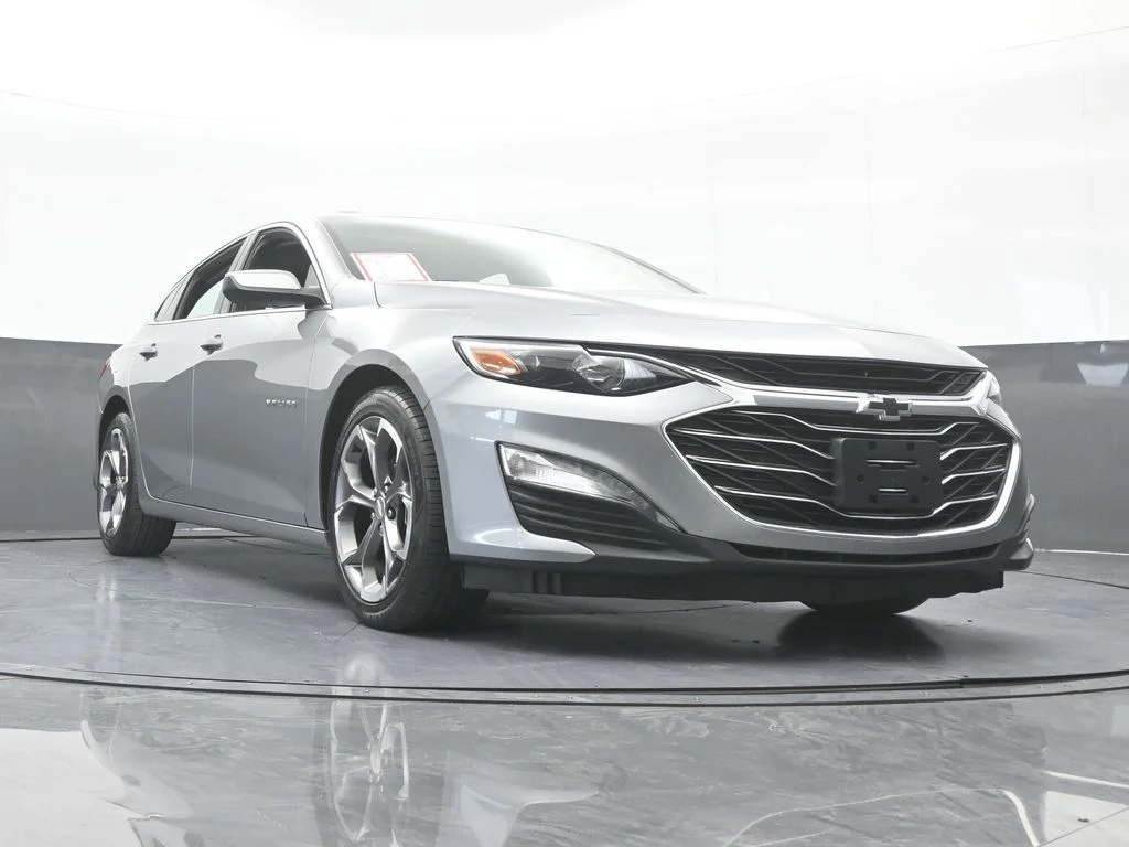 Used 2024 Sterling Gray Metallic Chevrolet LT image 59