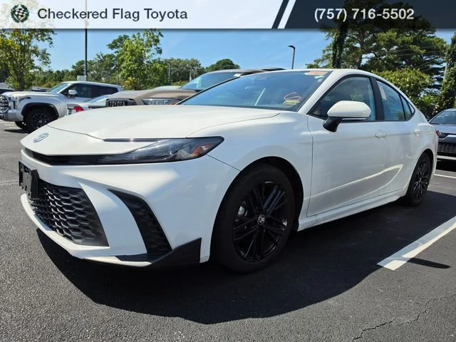 2025 Toyota Camry SE