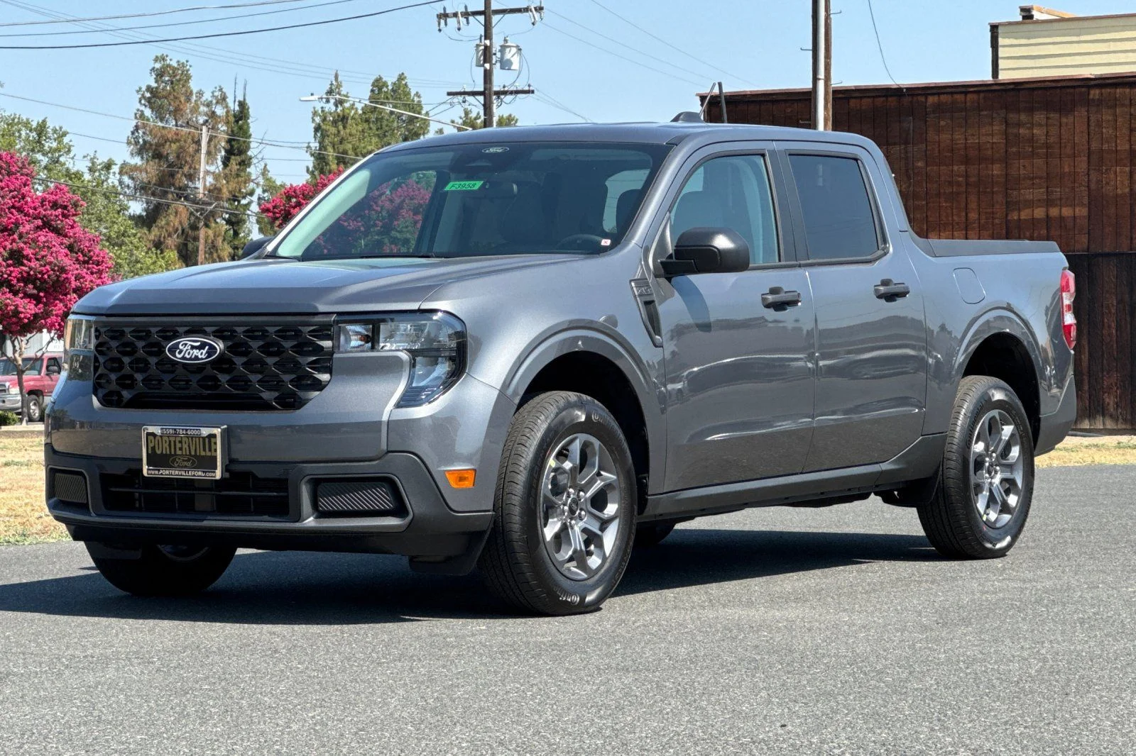 New 2026 Carbonized Gray Metallic Ford XLT image 10