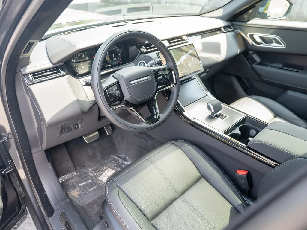 New 2026 Gray Land Rover  image 11