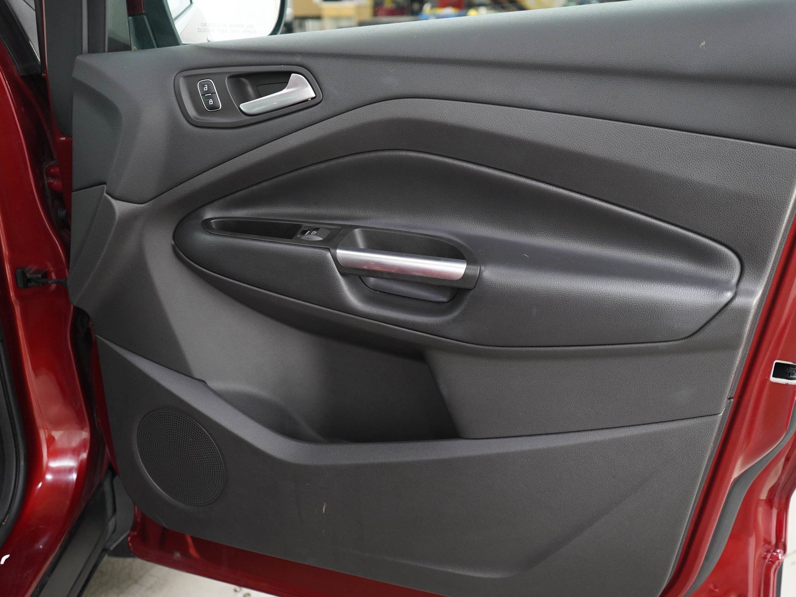 Used 2017 Ruby Red Metallic Ford SE image 9