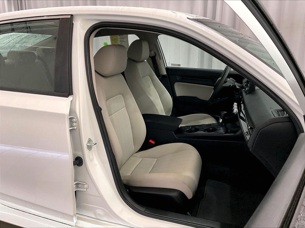 Used 2024 White Honda LX image 11