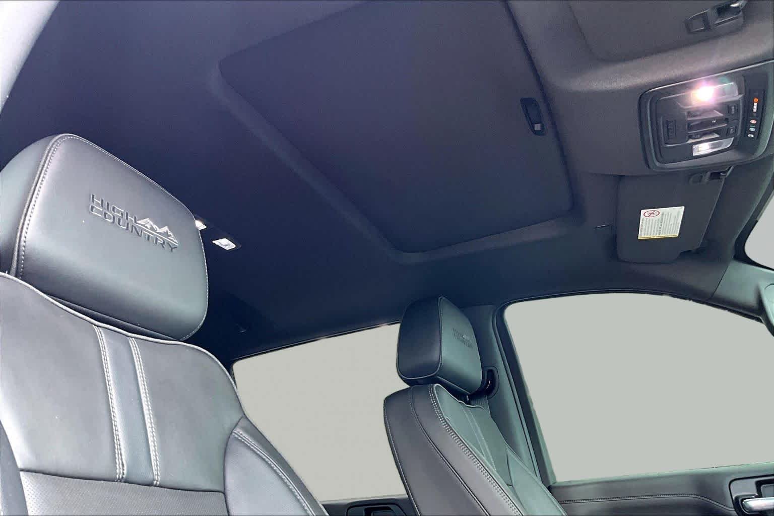 Used 2022 Mosaic Black Metallic Chevrolet High Country image 14