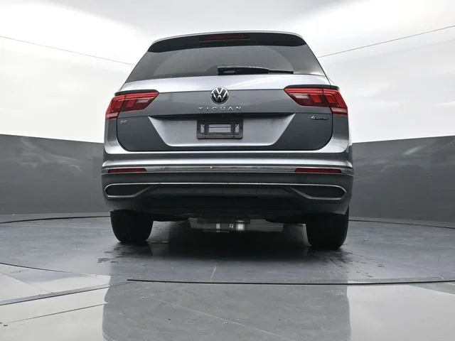 Used 2024  Volkswagen 2.0T SE image 36