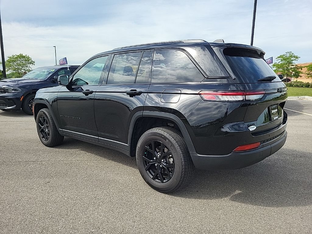 Certified Used 2024 Black Jeep Altitude image 3