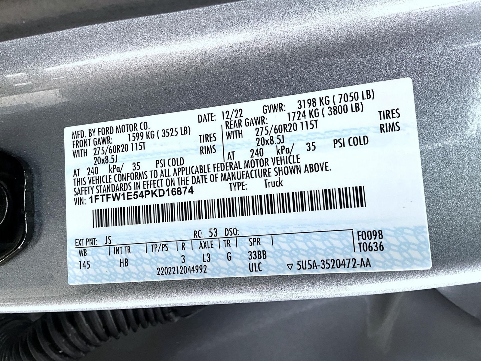 Used 2023 Silver Ford Lariat image 28