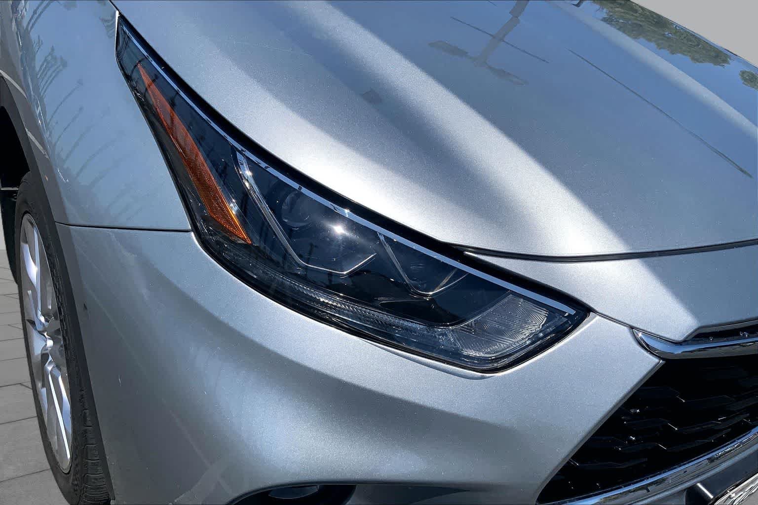 Used 2023 Celestial Silver Metallic Toyota Limited image 27