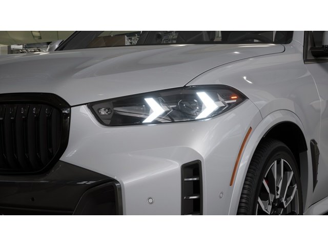 New 2026 Gray BMW X5 40i image 6