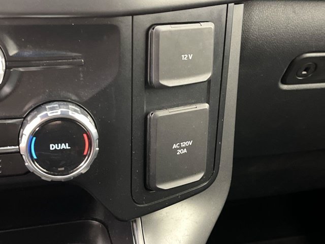 Used 2024 Avalanche Gray Ford XLT image 25