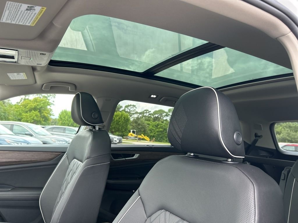 2026 Volkswagen Atlas SEL Premium R-Line - Photo 16