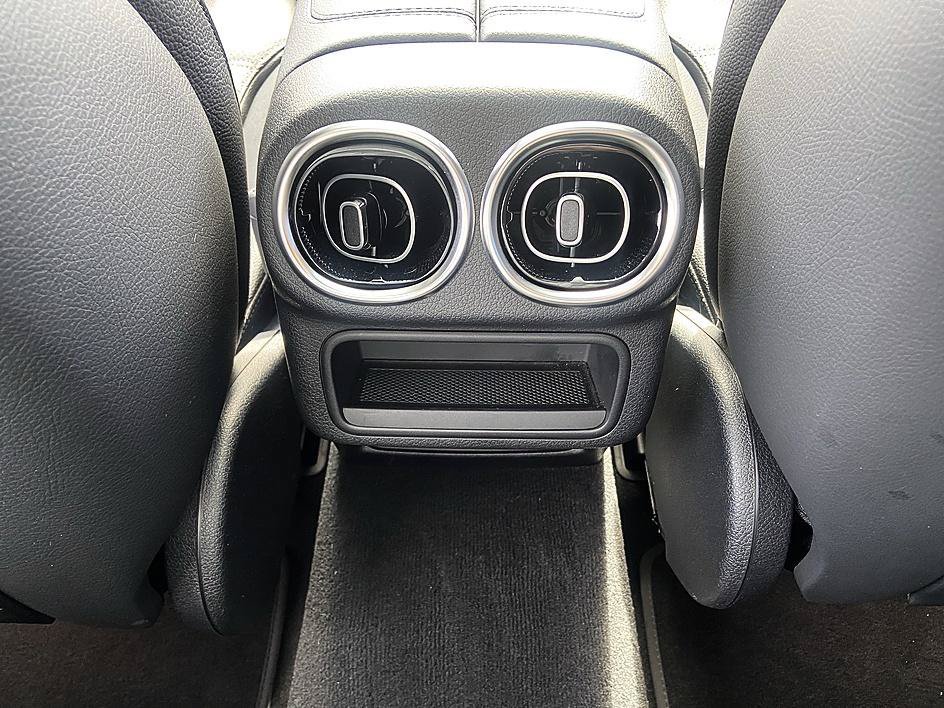 Used 2023 Black Mercedes-Benz GLC 300 image 31