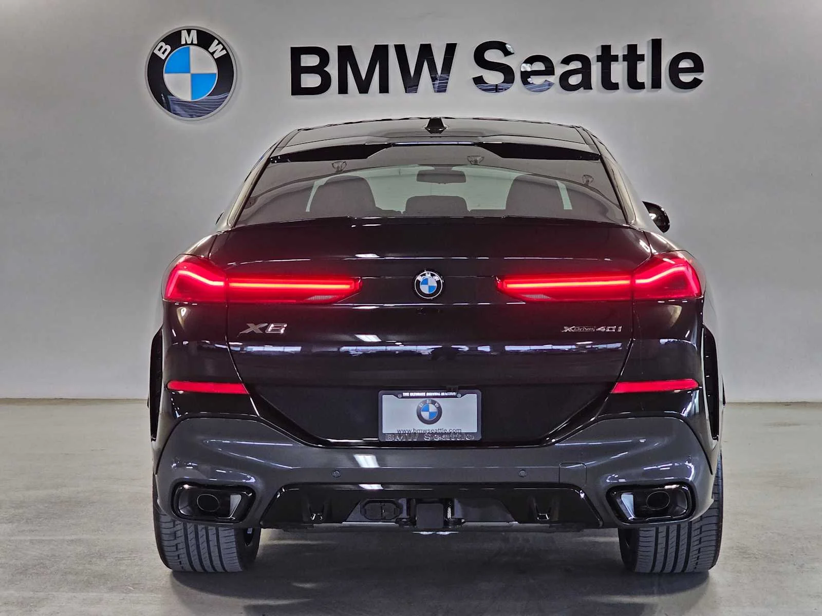 New 2026 Black Sapphire Metallic BMW xDrive40i image 5