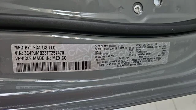 New 2026 Sting-Gray Clear-Coat Exterior Paint Jeep Limited image 29