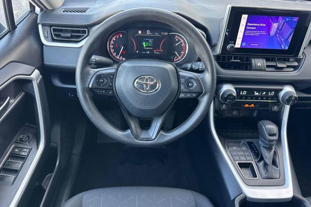 Used 2025 White Toyota XLE image 18