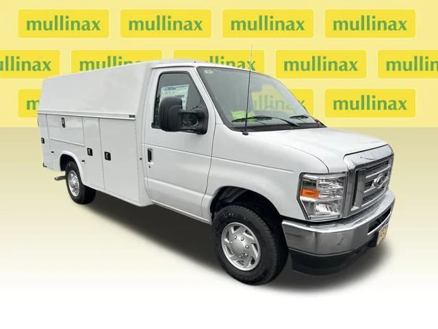 2025 Ford E-350SD Base
