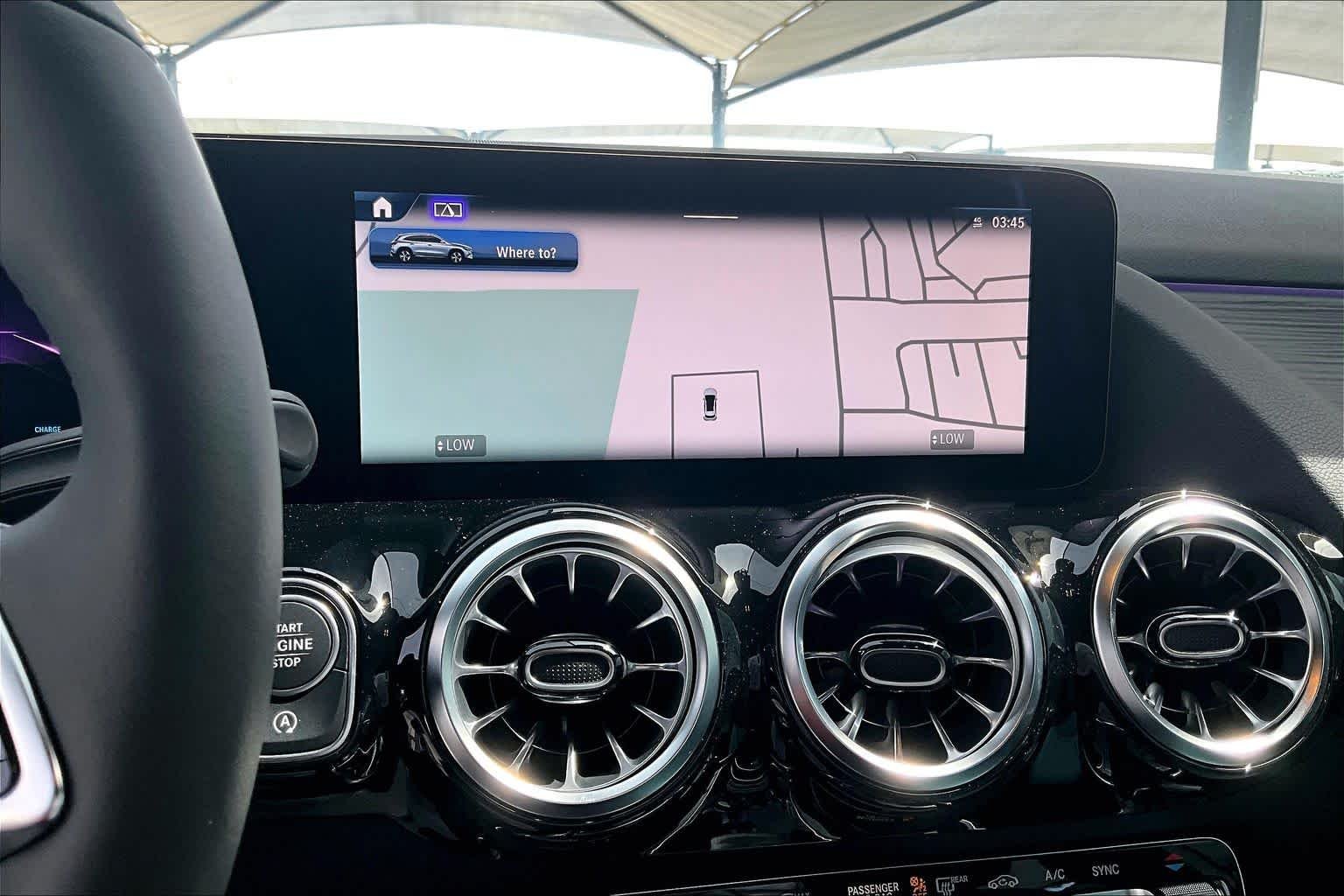 New 2026 Polar White Mercedes-Benz GLA 250 image 13