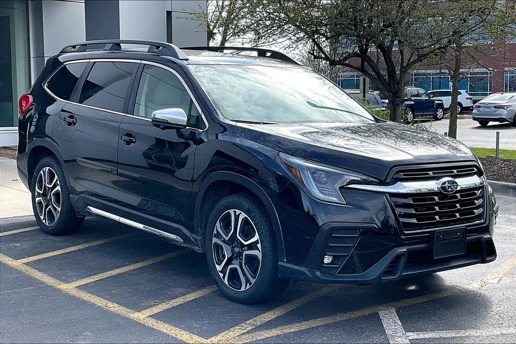 Used 2023 Black Subaru Limited image 38