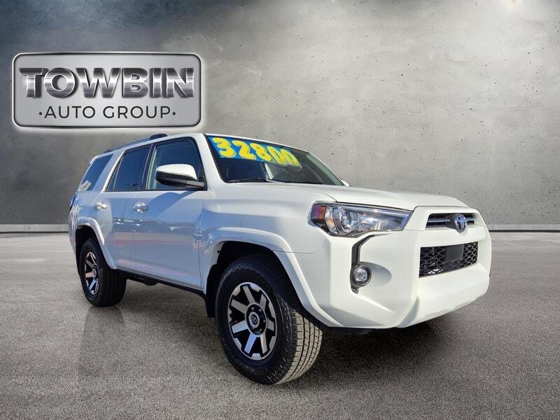 Used 2021 White Toyota SR5 image 2