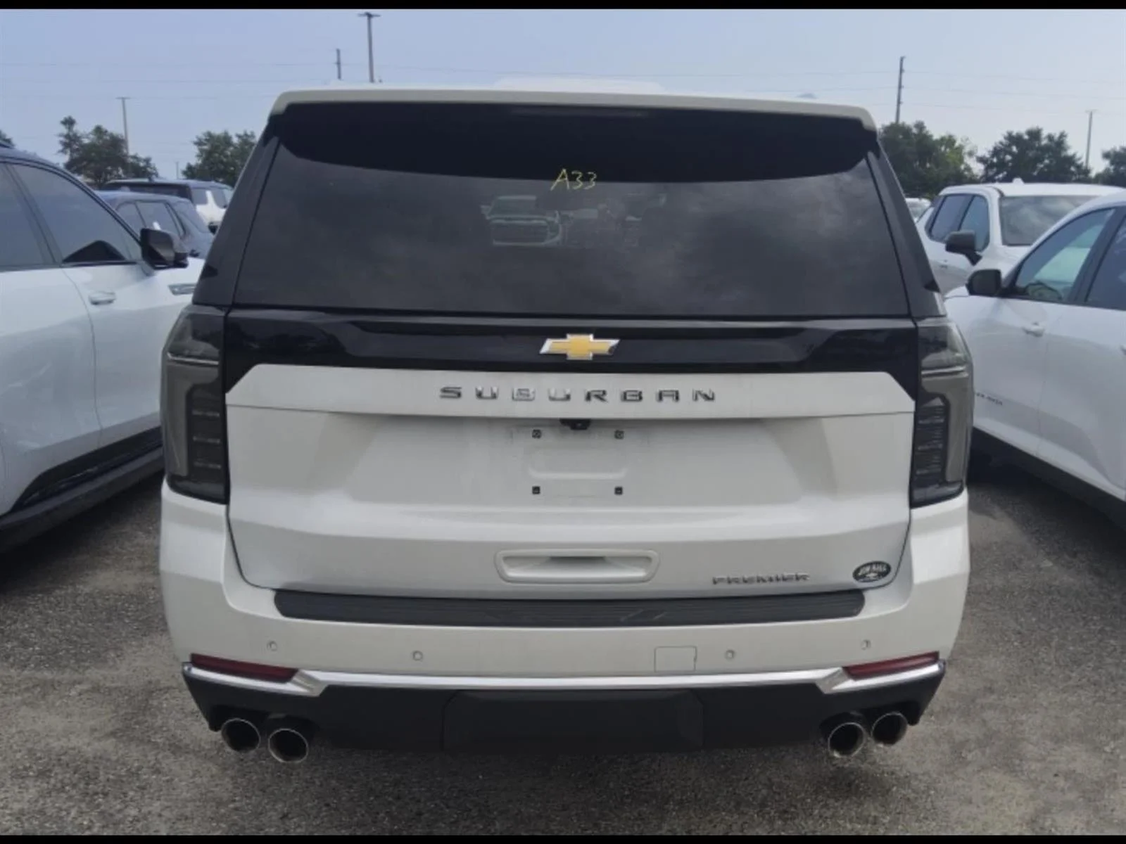 Used 2025 Iridescent Pearl Tricoat Chevrolet Premier image 4