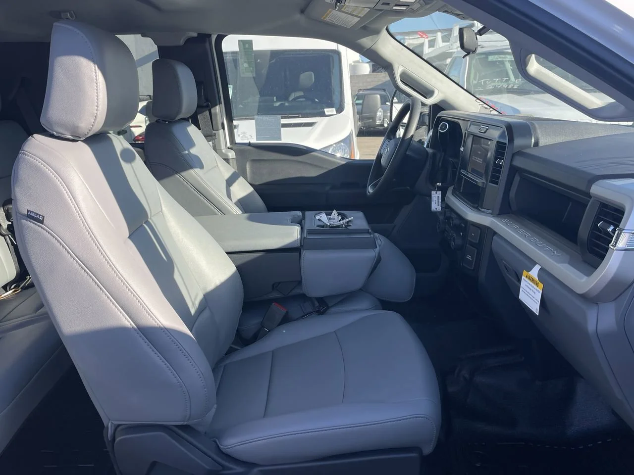 New 2026 Oxford White Ford XL image 16