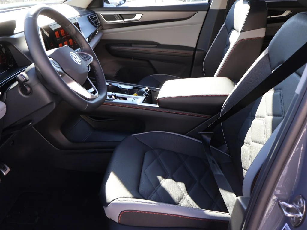 New 2026 Gray Volkswagen 2.0T Peak Edition image 43