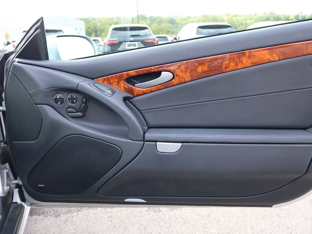 Used 2008 Iridium Silver Metallic Mercedes-Benz SL 550 image 18