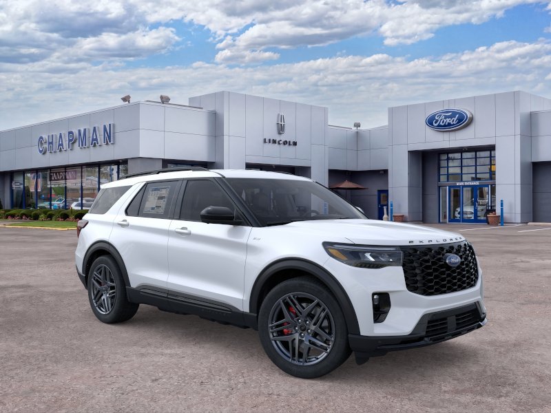 New 2026 Star White Metallic Tri-Coat Ford ST-Line image 7