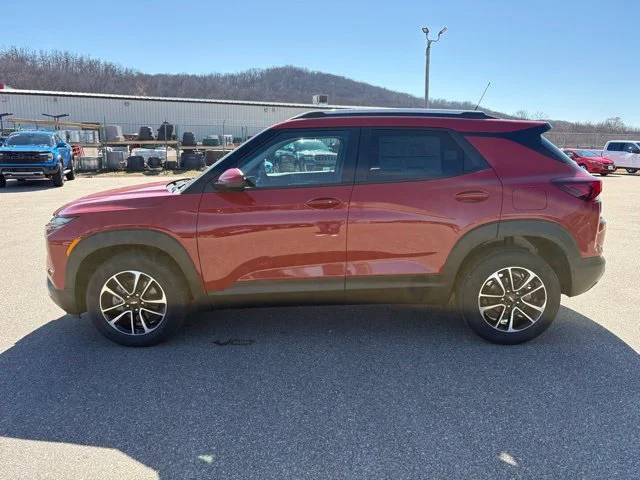 2026 Chevrolet Trailblazer LT - Photo 2