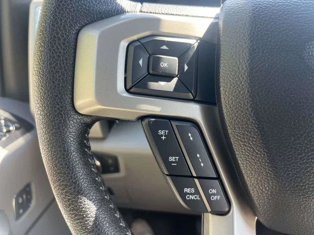 Used 2016 Blue Jeans Metallic Ford Lariat image 25