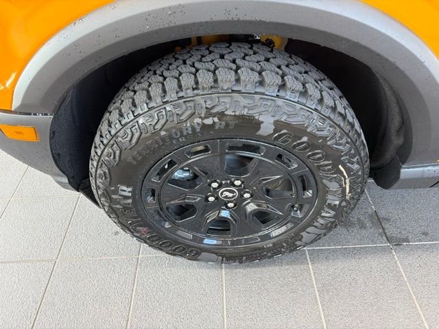 New 2026 Orange Fury Metallic Tri-Coat Ford Outer Banks® image 6