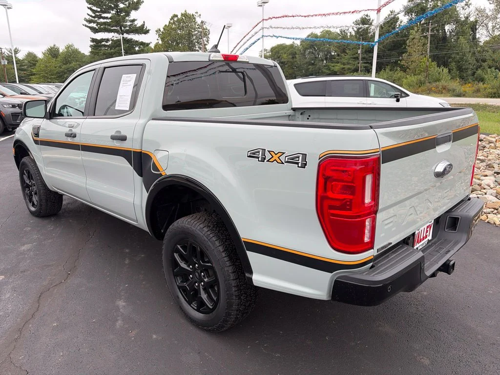 Used 2022 Green Ford XLT image 5