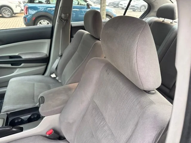 Used 2012 Silver Honda LX image 16