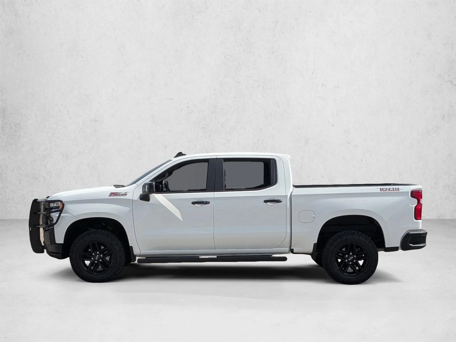 Used 2021 Summit White Chevrolet LT Trail Boss image 8