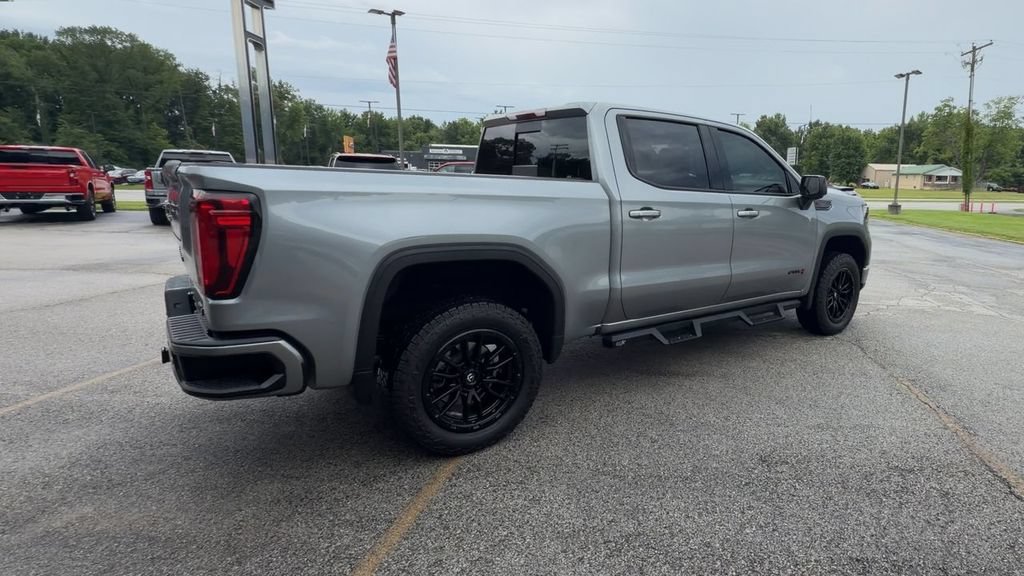 Used 2024 Sterling Metallic GMC AT4 image 8