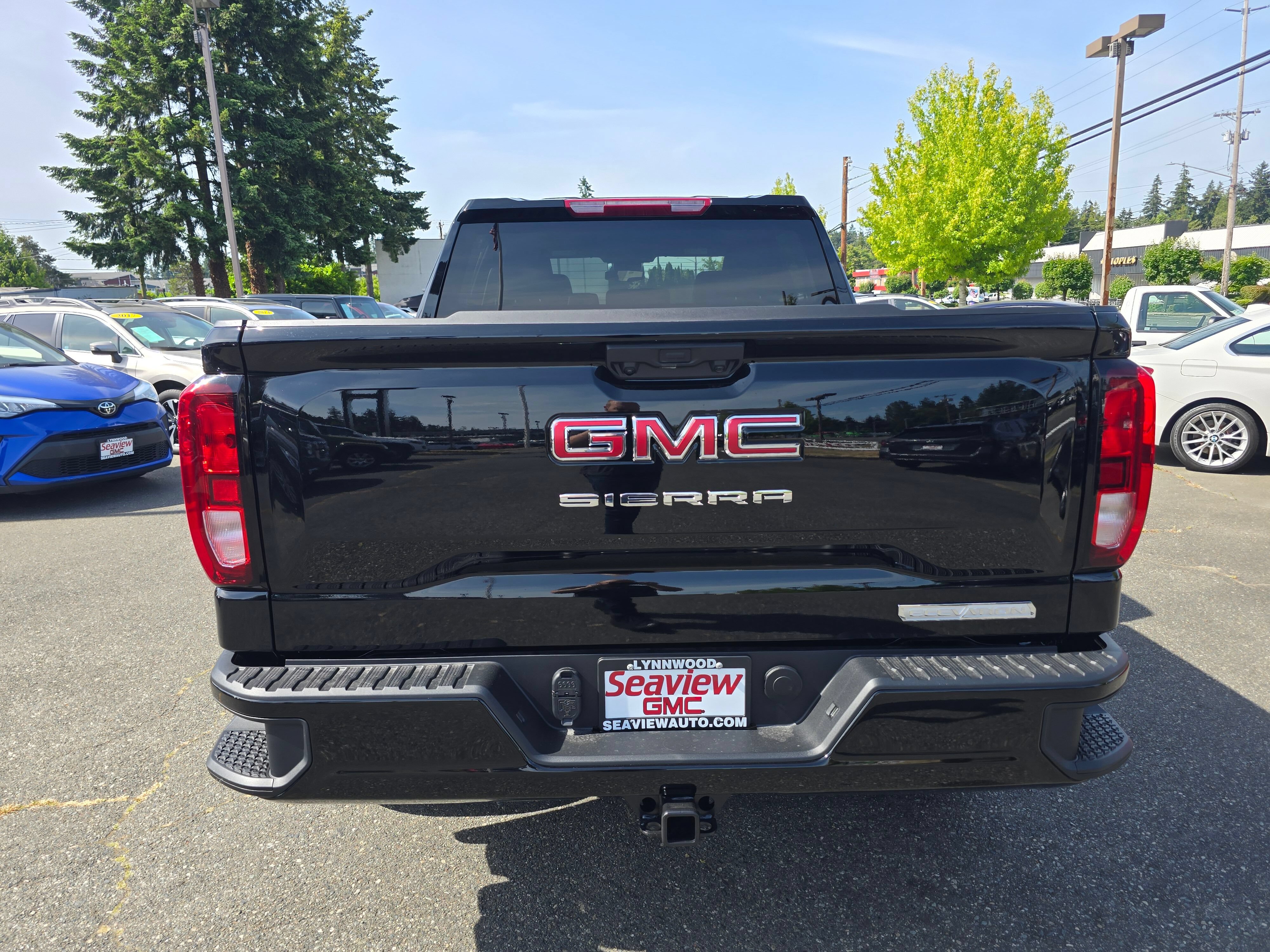 New 2026 Onyx Black GMC Elevation image 6