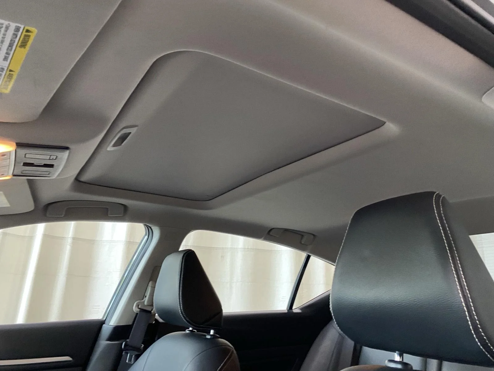 Used 2019 Super Black Nissan 2.5 SL image 22