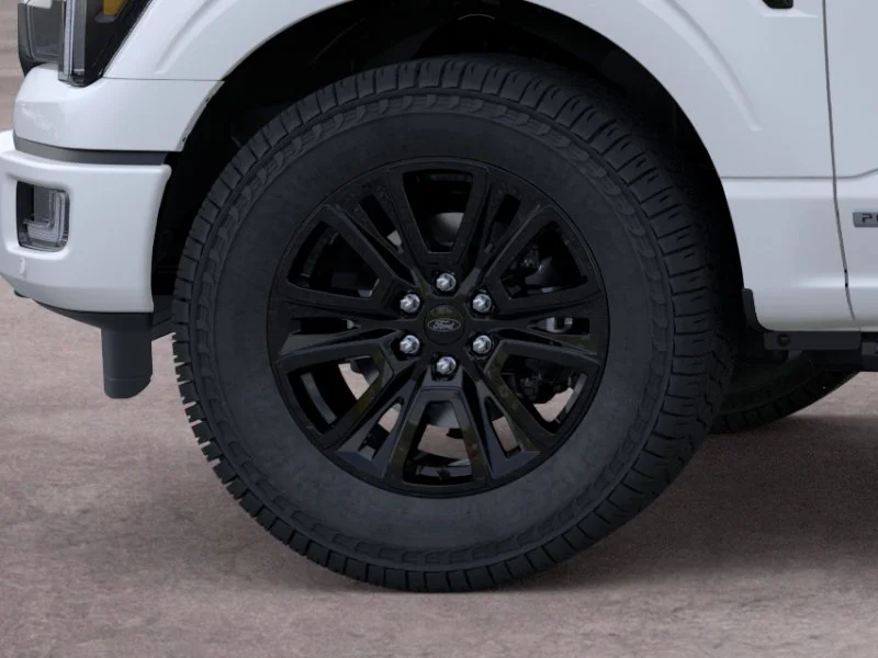 New 2026 Star White Metallic Tri-Coat Ford Platinum® image 19
