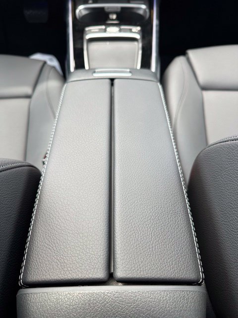 New 2026 Mountain Grey Metallic Mercedes-Benz GLB 250 image 75