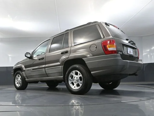 Used 1999 Gray Jeep Laredo image 42