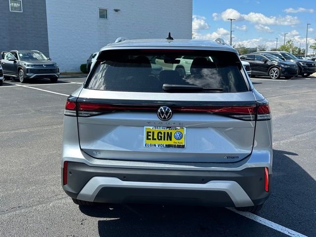 New 2026 Pyrite Silver Metallic Volkswagen 2.0T SE image 5