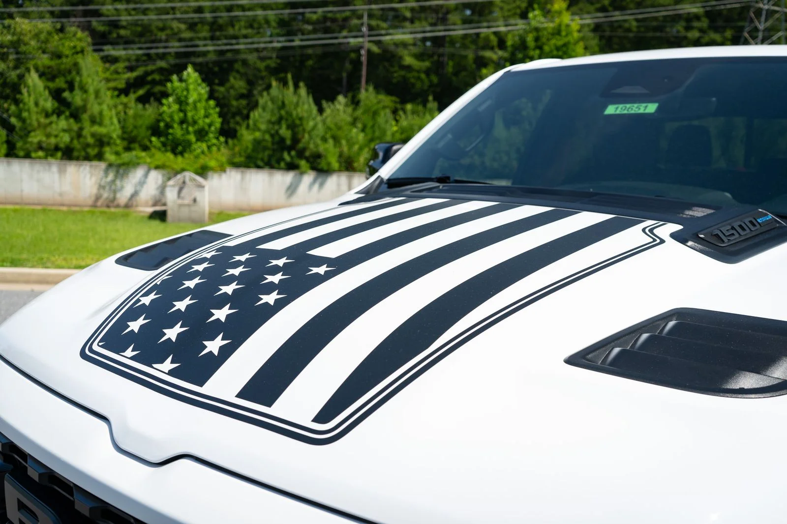 New 2026 Bright White Clear-Coat Exterior Paint RAM Big Horn/Lone Star image 5