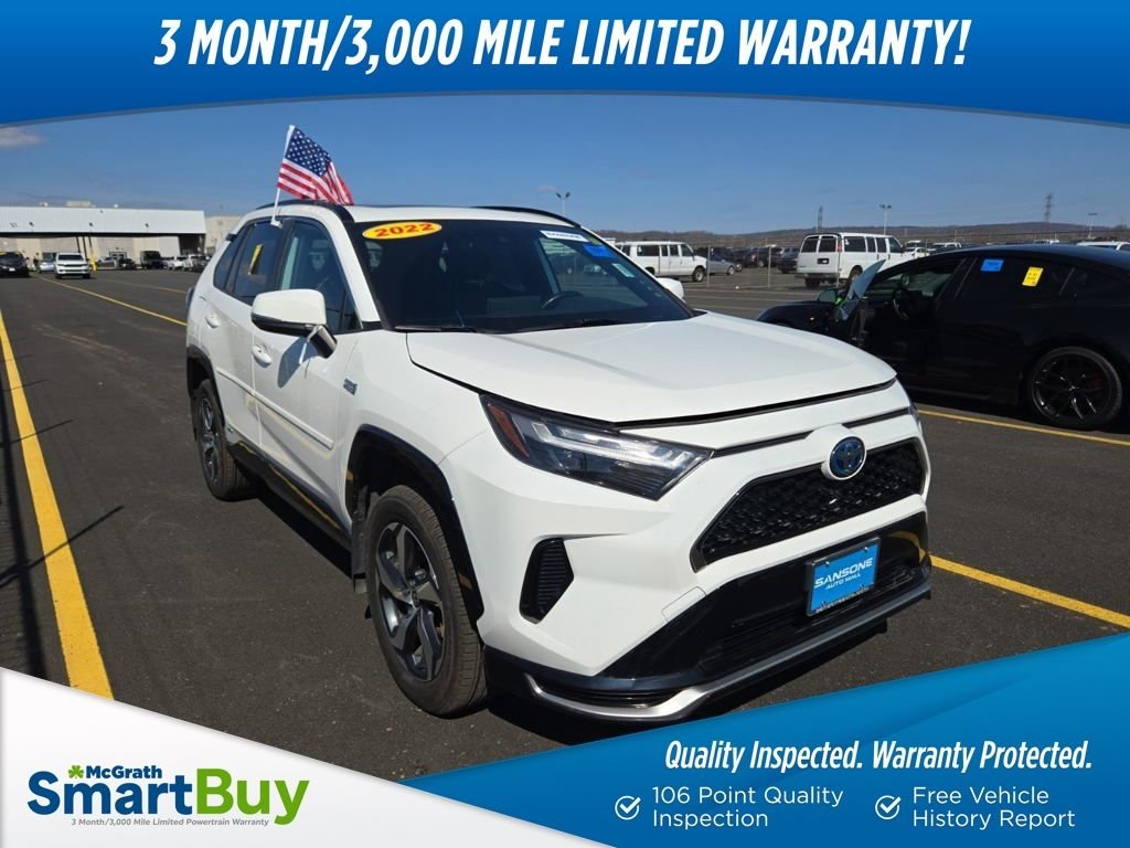 Used 2022 Toyota RAV4 SE with VIN JTMAB3FV9ND079381 for sale in Iowa City, IA