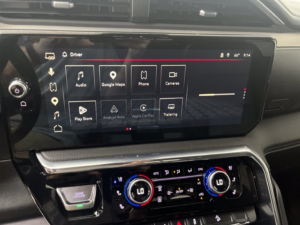 Used 2025 Silver GMC Denali image 20