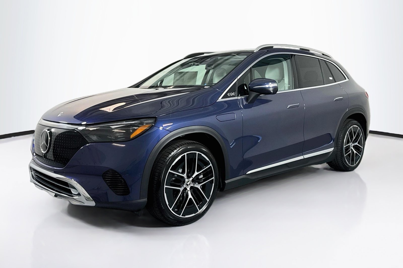 New 2027 Twilight Blue Metallic Mercedes-Benz EQE 320+ image 1