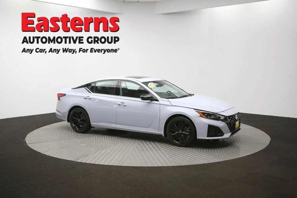 Used 2023 Gray Nissan 2.5 SR image 47