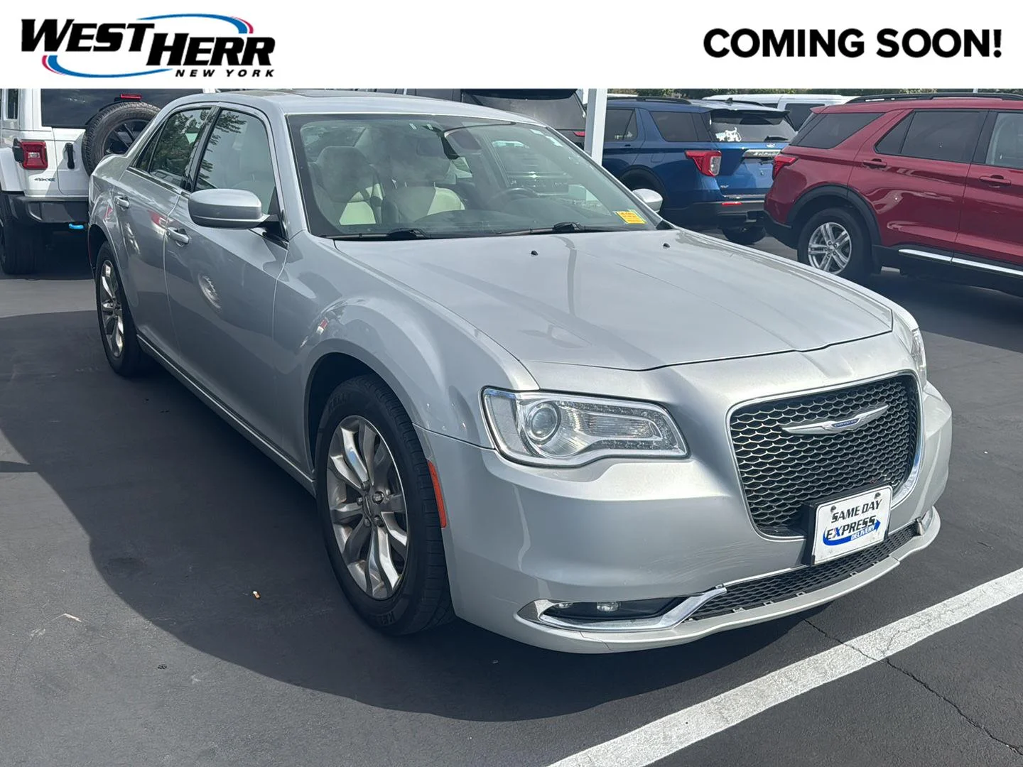 Used 2020 Silver Mist Clearcoat Chrysler Touring L image 1