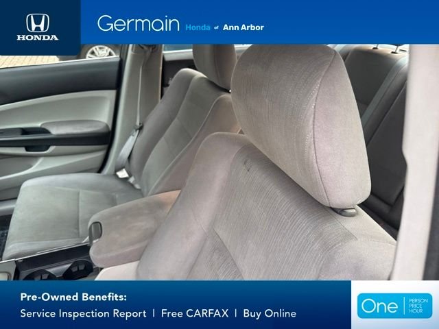 Used 2012 Alabaster Silver Metallic Honda LX image 16