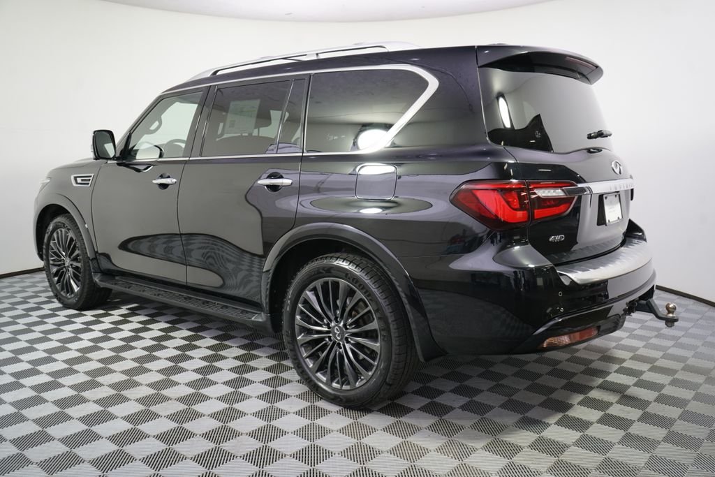 Used 2022 Black Obsidian INFINITI Sensory image 3
