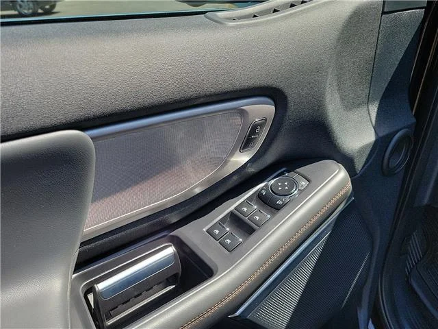 Used 2025 Agate Black Metallic Ford Active 4x4 image 11