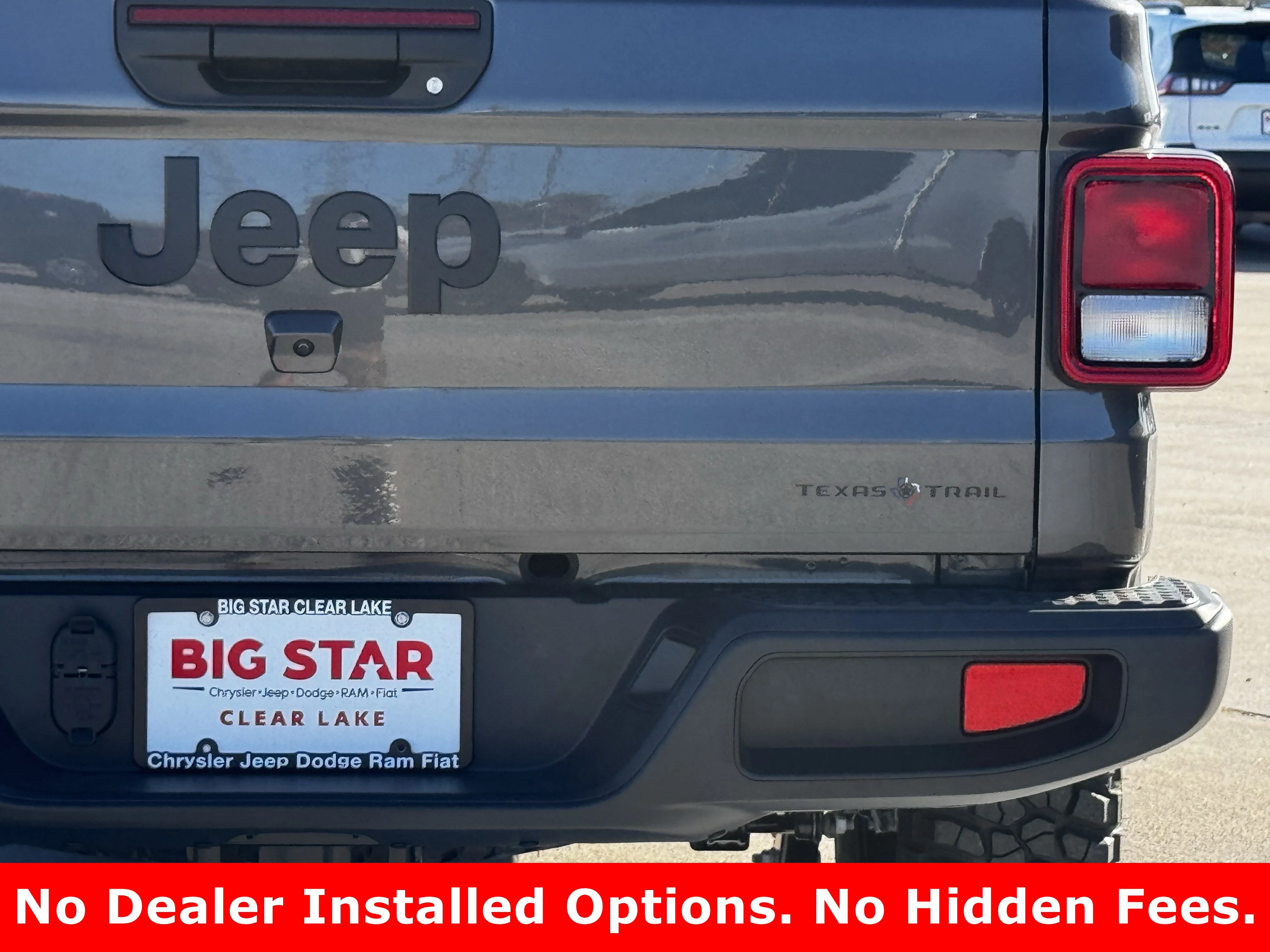 New 2026 Granite Crystal Metallic Clearcoat Jeep Texas Trail image 10
